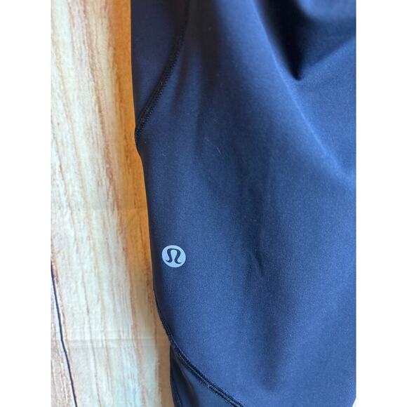 Lululemon Black High Rise 17" Cropped Leggings Size 8 - Picture 5 of 7